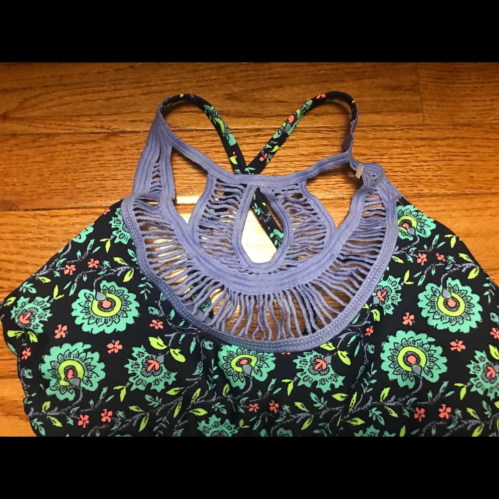 Xhilaration halter crochet bikini - Picture 2 of 6